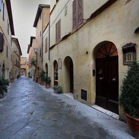 Camere Gozzante ปีเอนซา ภายนอก รูปภาพ