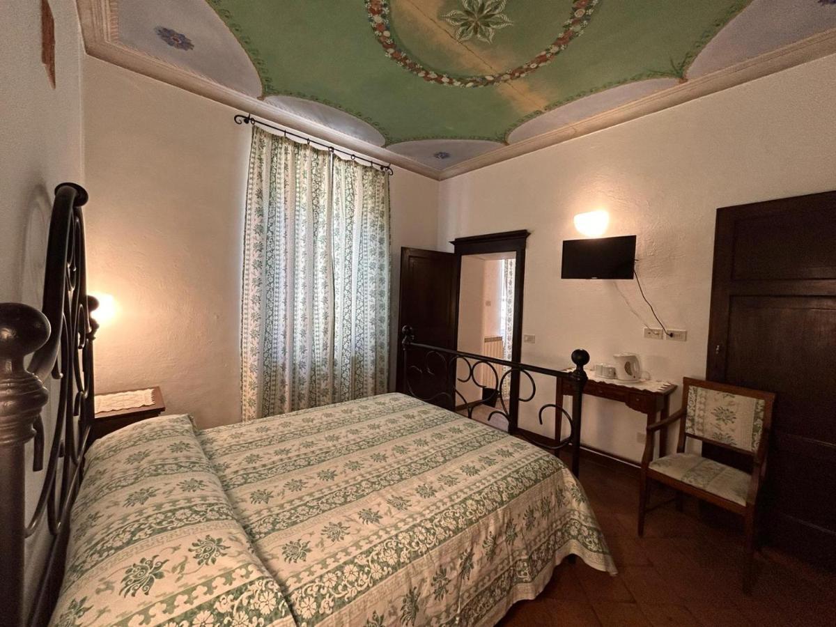 Camere Gozzante ปีเอนซา ภายนอก รูปภาพ