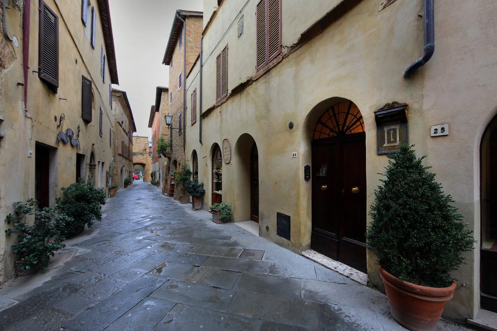 Camere Gozzante ปีเอนซา ภายนอก รูปภาพ