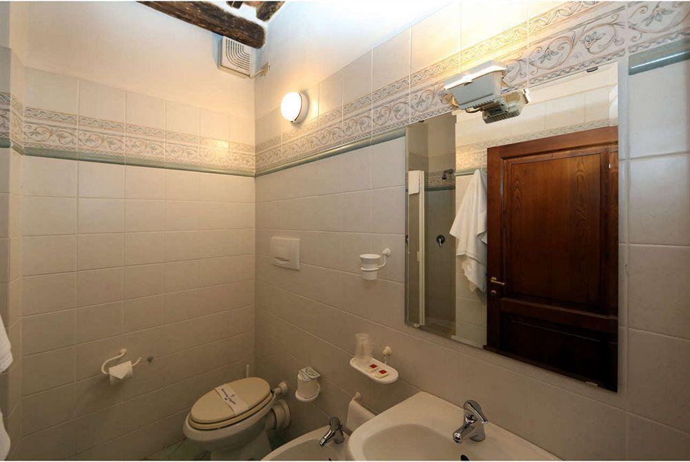 Camere Gozzante ปีเอนซา ภายนอก รูปภาพ