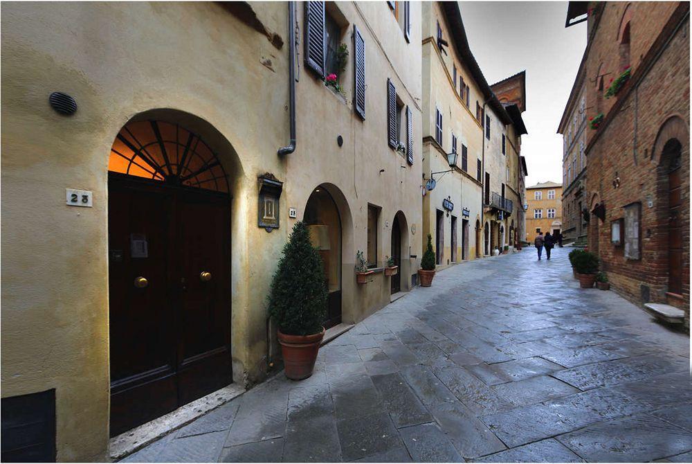 Camere Gozzante ปีเอนซา ภายนอก รูปภาพ
