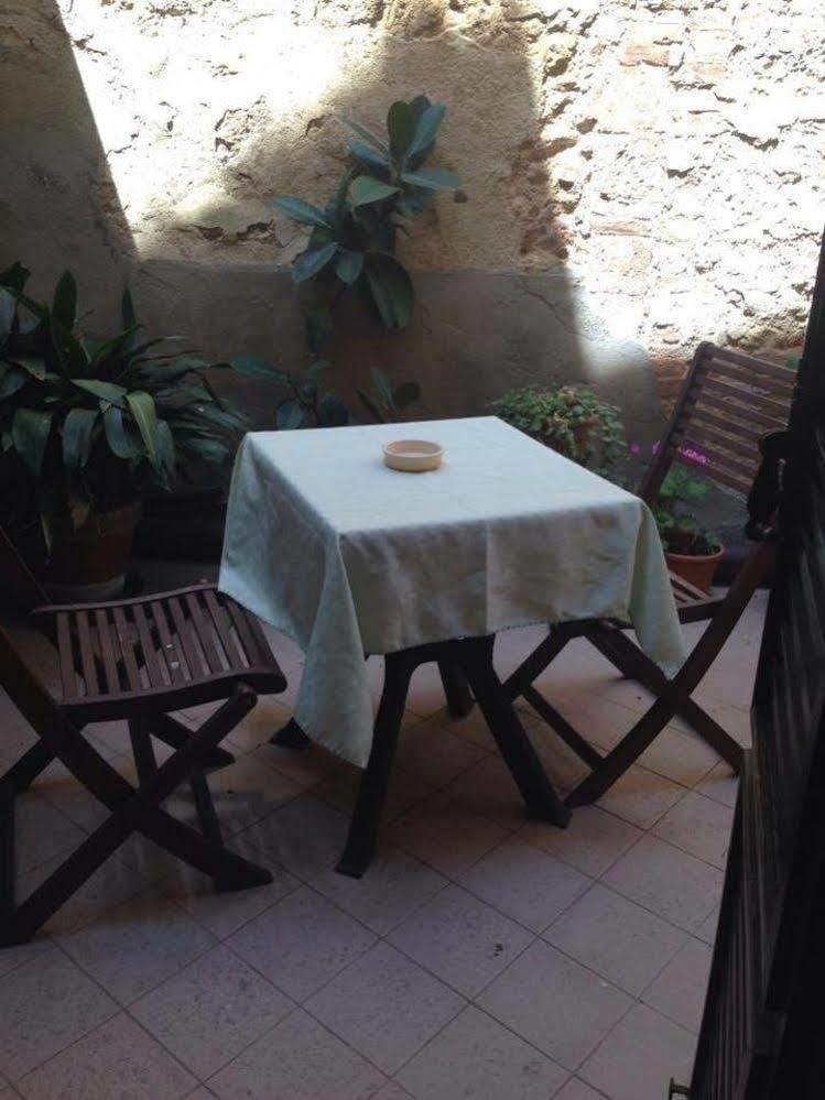 Camere Gozzante ปีเอนซา ภายนอก รูปภาพ